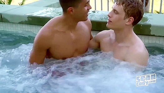 Asher fucks Kieran's tight hole with a big white cock - Sean Cody