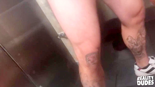 Gage Unkut Nails It in the Public Restroom - Reality Dudes