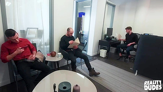 Office Heat ~ Young Collin Lust & Eric Vane Fuck at Work - Reality Dudes