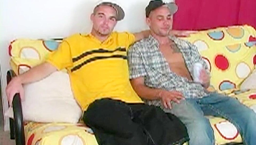 Circle Jerk initiation ~ Amateur Dudes Show Off Their Skills