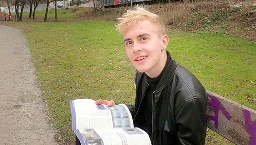 Bleached Twink Slut Rides Hard in Wild Cowgirl Action - XXX Gay