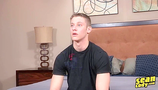 Lanky Hal Blows Massive Load at Gym - Sean Cody