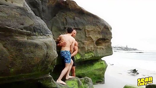 Tanned Hunk Jack Pounds Jamie's Tight Ass