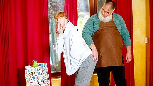 Hot Older Gentlemen ~ Jesse Stone & Cliff Boyd Heat Up Icon Male