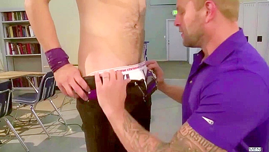 Experienced Top Colby Jansen Gets Fucked by Horny Tommy Defendi