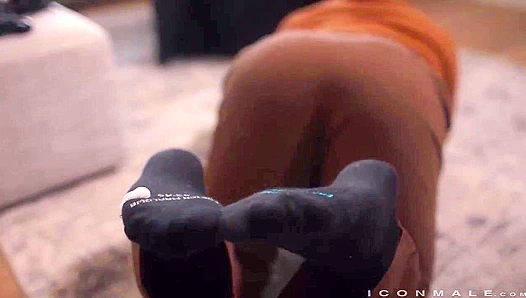 Draven Navarro Intensely Dominates Dylan Hayes - Icon Male