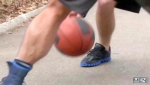 Twink Will Braun Drills Bear Bottom Dirk Caber's Tight Hole