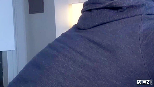 Twink Will Braun Drills Bear Bottom Dirk Caber's Tight Hole