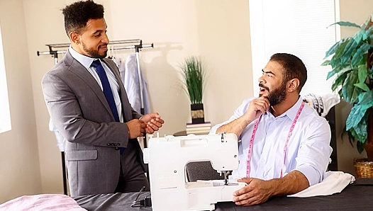 Tailor's Big Dick Gets a Hot Office Fuck - Noir Male