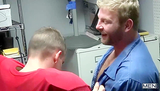 Janitor Colby Jansen's Big Booty Bottom Session with Darin Silver at School