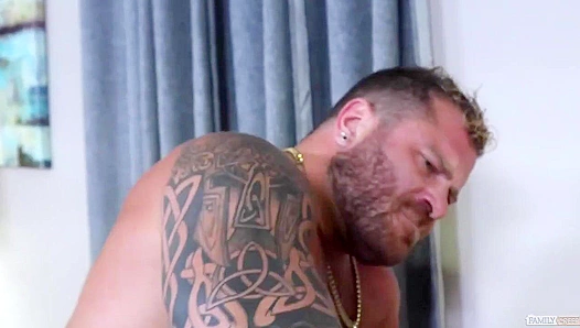 Beefy Men Fucking ~ Riley Mitchell & Bryce Kent's Familial Taboo