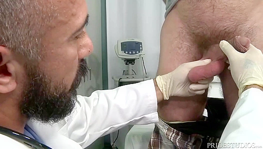 Dr. Alessio Romero Bottoms for Brett's Massive Dick - Extra Big Dicks