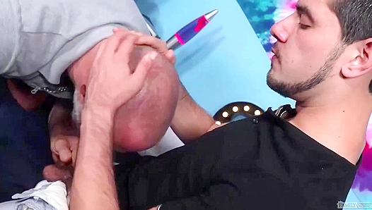 Musclebear Stepdad Seduces Aiden ~ Forbidden Family Heat