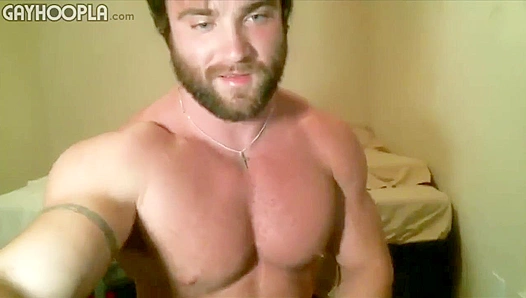 Bearded Bear James Flexes His Muscular Booty