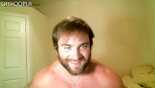 Bearded Bear James Flexes His Muscular Booty