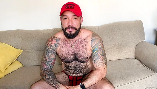 Hairy Hunk Julian Torres Rides the Machine - Mature Muscle Mayhem
