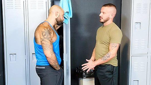 Hairy Hotties Sean Harding & Atlas Grant Bone Brutally