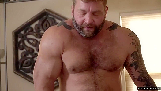 Beefy Daddy Colby Jansen Pounds Brunette Hunk Nic Sahara - Icon Male