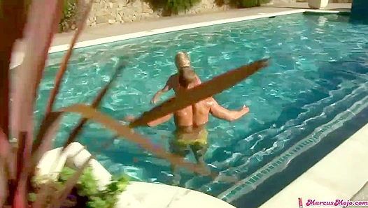 Two Twinks Devour a Massive Dick Outdoors