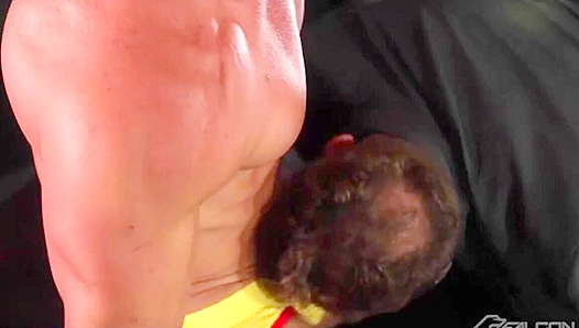 Brad Connors Kissing Reese Rideout Before a Hard Fuck - Naked Sword