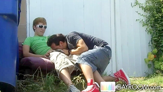 Thirsty Spence Drake Devours Cock in a Quick Deepthroat Sesh - Gay XXX