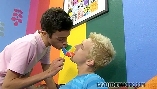 Lollipop Twinks ~ Sharing Sweets & Dick with Patrick Kennedy & Dustin Cooper